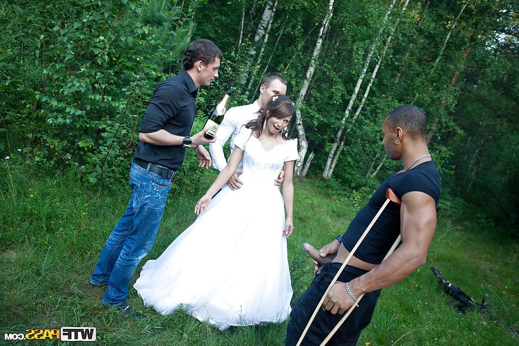 16P Promiscuous bride enjoys a hardcore foursome with well-hung guys outdoor