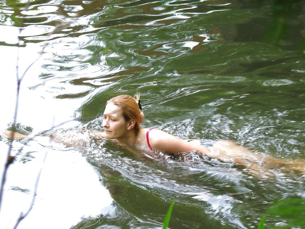 25P Julia blondes amateur swimming nude tits ass pussy sexy