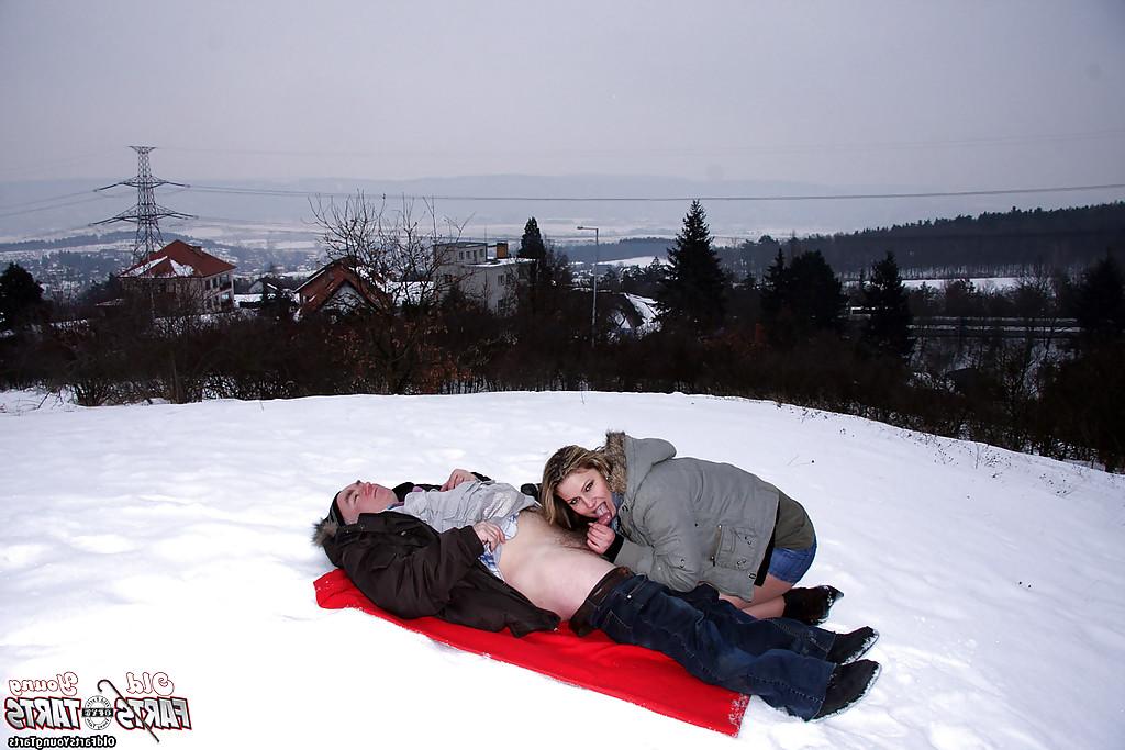 16P Busty babe in nylon pantyhose Ingrid B gets slammed outdoor