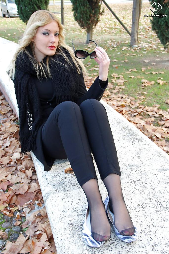 16P Smooth looking blonde babe Christelle in foot fetish mood outdoor