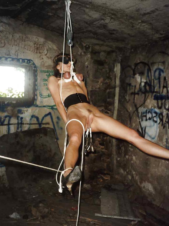 25P Amateur BDSM and bondage