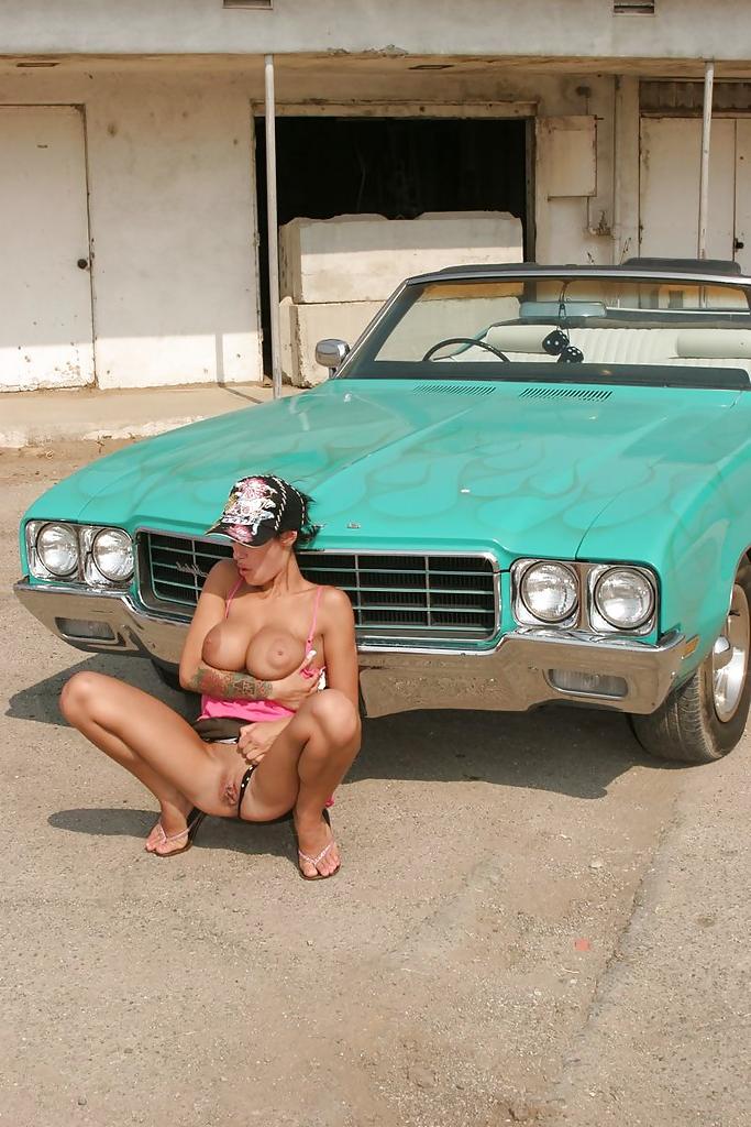 16P Angelina Valentine reveals her big cans and hungry cunt outdoor