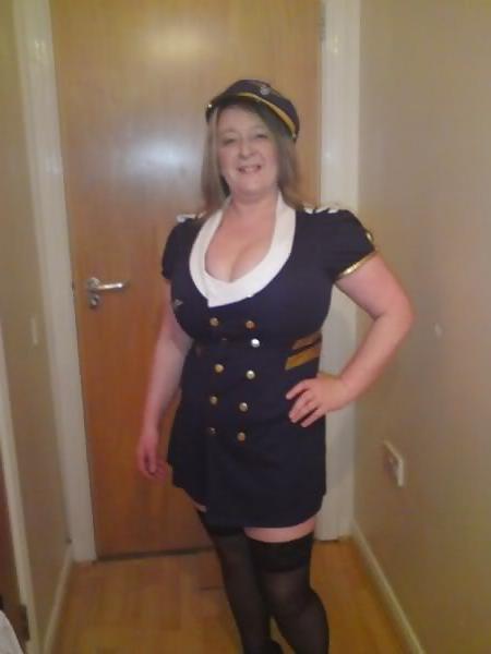 10P Amateur mature stockings