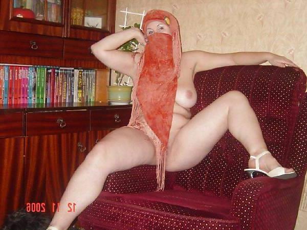25P Amateur MILFs
