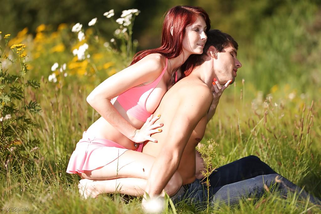 16P Awesome redhead European babe Kattie has hardcore outdoor sex