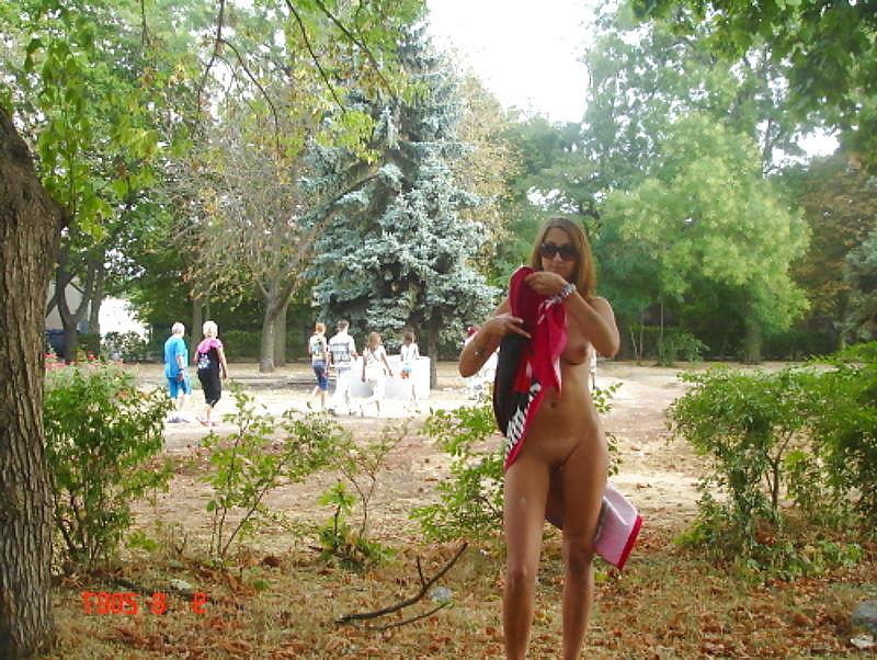 20P Amateur Public Nudity