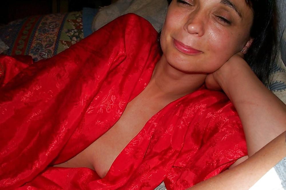 18P GERMAN HOT AMATEUR WIFE III