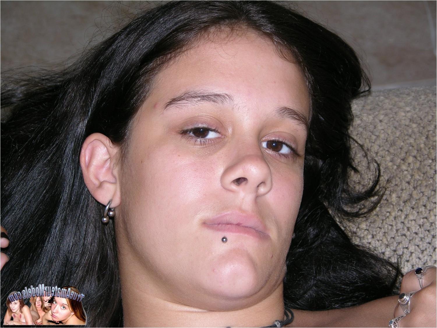 10P Amateur Italian Girl Spreads Pussy And Butthole