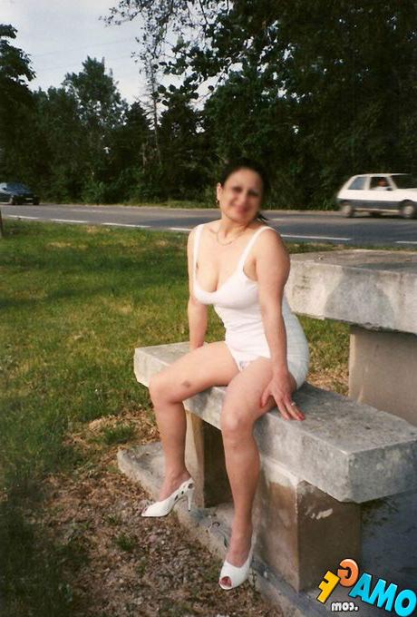 16P outdoor flashing pictures