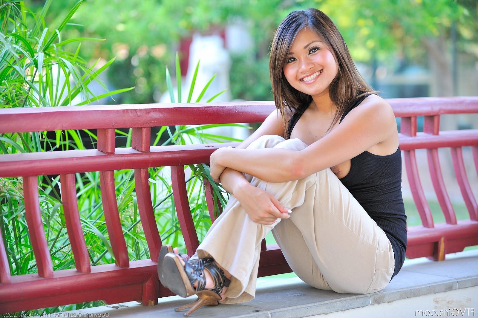 19P FTV girl real 22 years old exotic amateur poses nude outdoor
