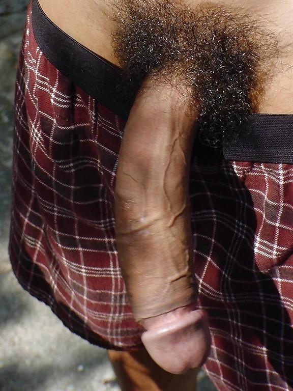 16P Naked amateur showing his sexy big dick