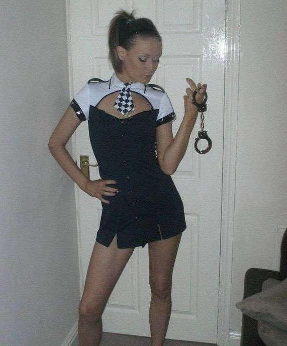 15P Lonely amateur wife who loves to get kinky