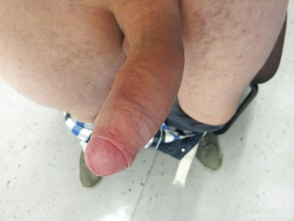 16P Naked amateur stud shows off his long white cock