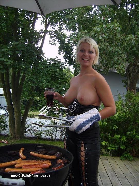 15P Candid alluring amateur 18 year old GF snapshots