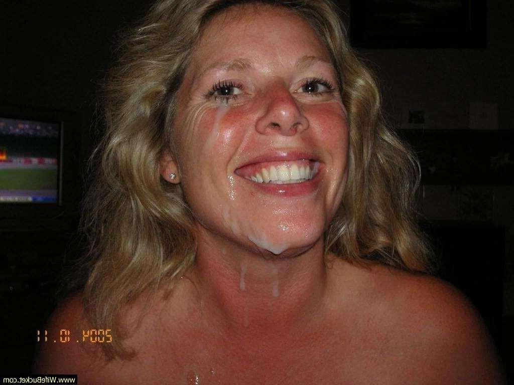 15P Amateur housewife porn photos