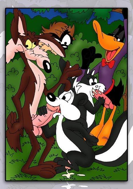 12P Alluring Lola slams Daffy Duck and gets a cum