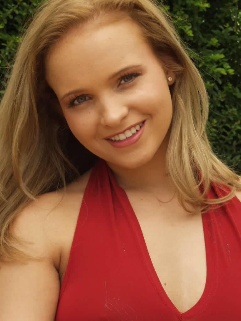 18P Small breasted teen takes off her panties outdoors