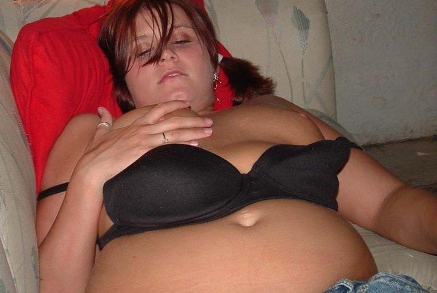 15P Chubby amateur girlfriend fingering pussy