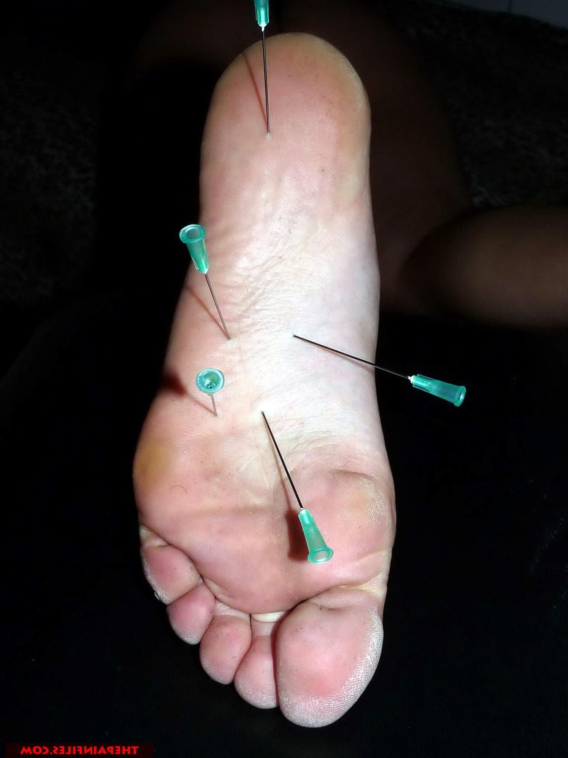 16P Belgian needle bdsm and extreme female torture of amateur slave girl Melissa