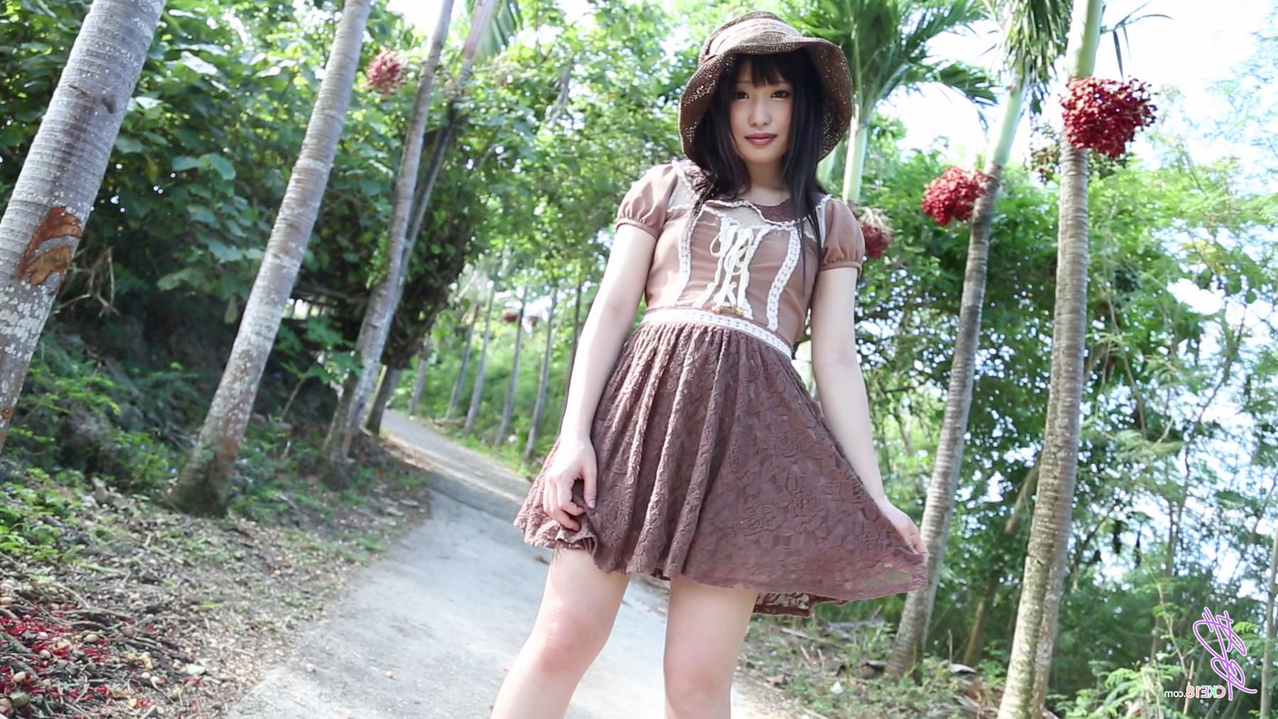15P Cute Japanese tease outdoors