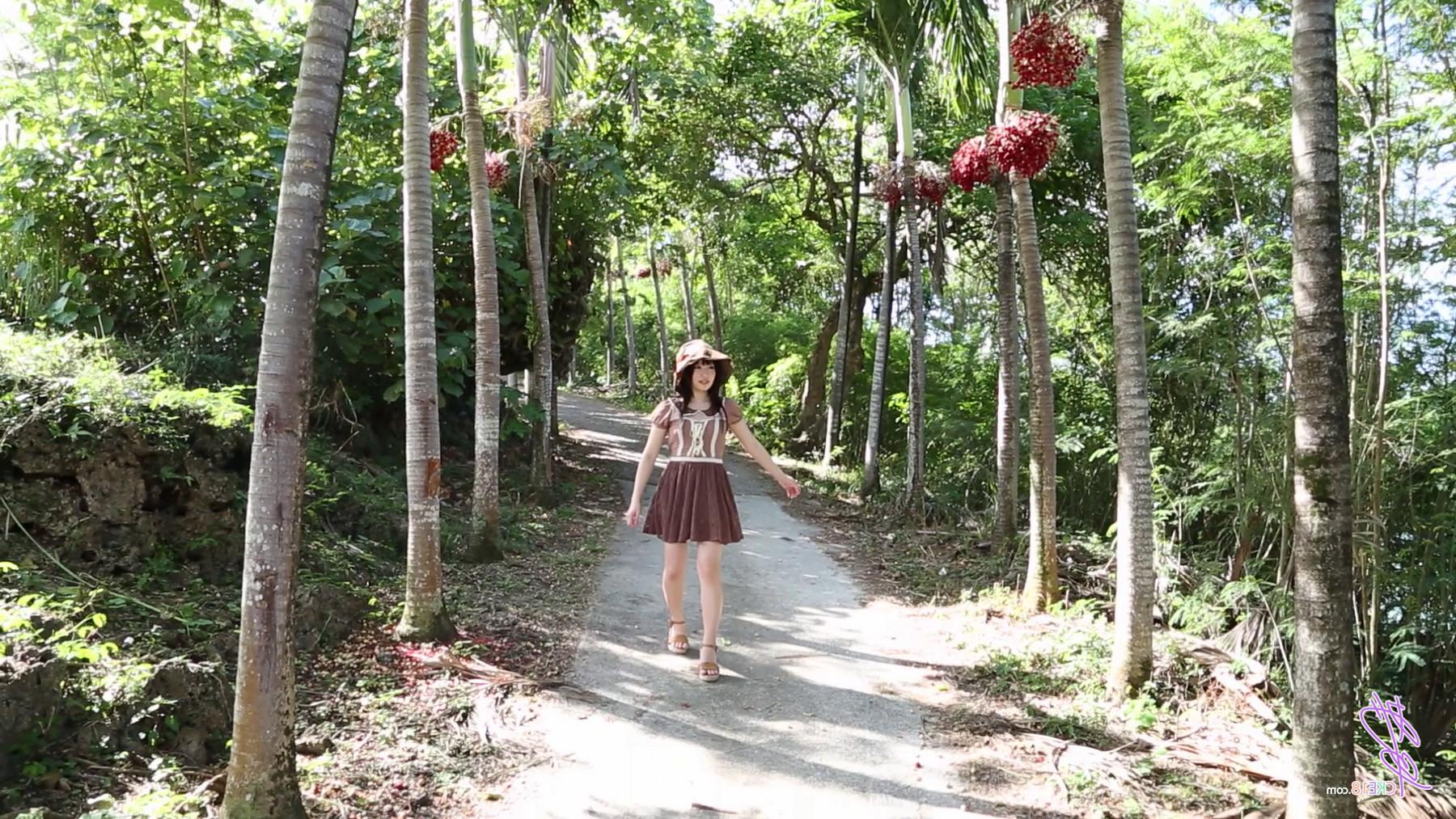 15P Cute Japanese tease outdoors