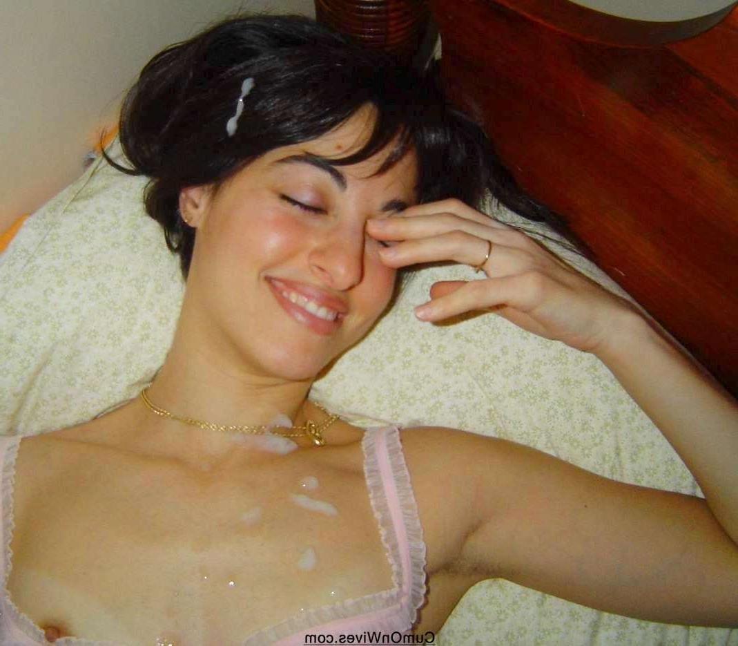 15P Amateur slut cumshot pics