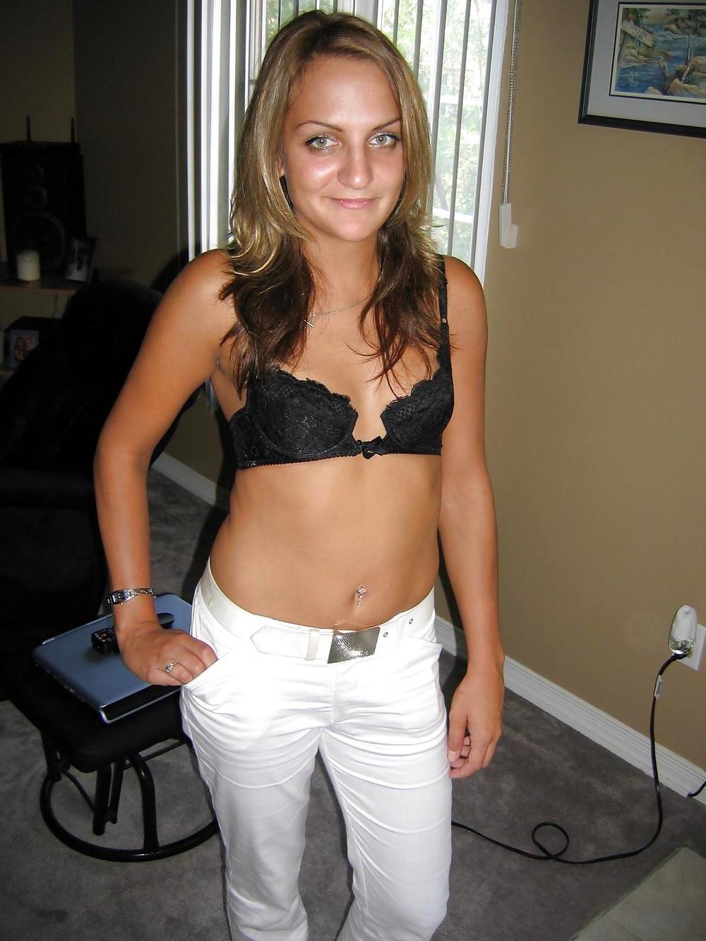 25P Amateur Young Blond Teen