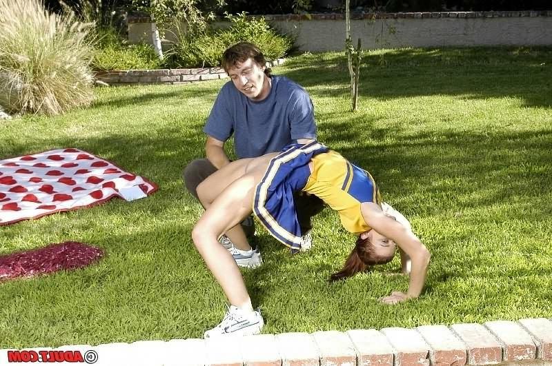 16P Redheaded teen cheerleader Sarah Blake giving blowjob and fucking outdoors