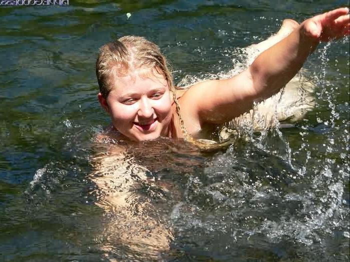 15P Chubby Natural Chick Swimming Naked Outdoors in River