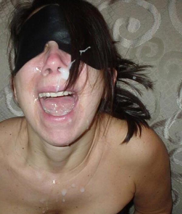 15P Real amateur girlfriends taking cum facials