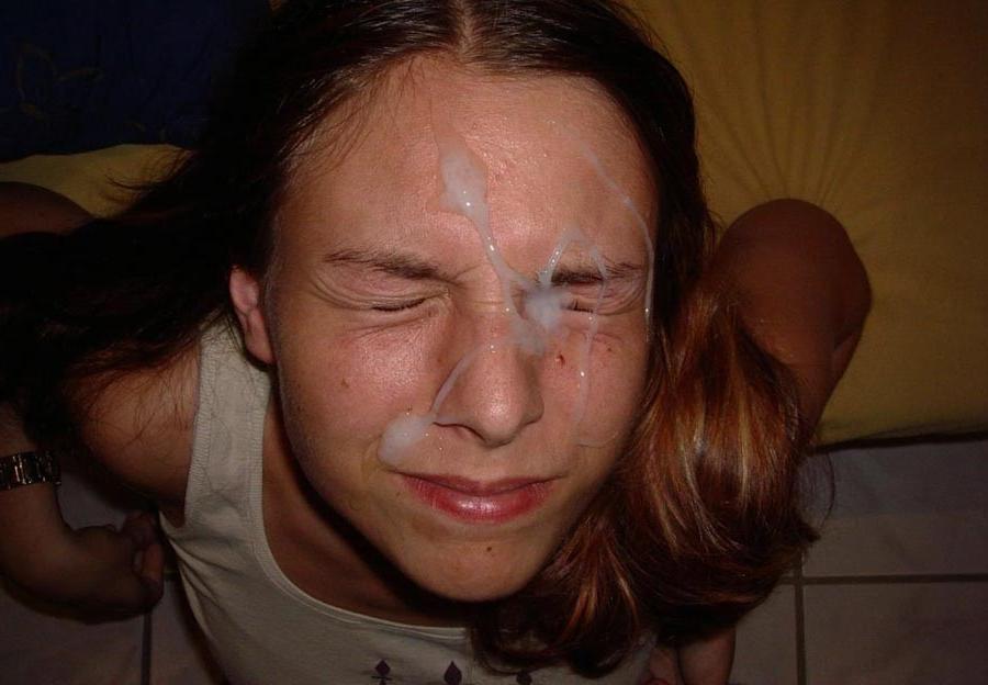 14P Real amateur girlfriends taking cum facials