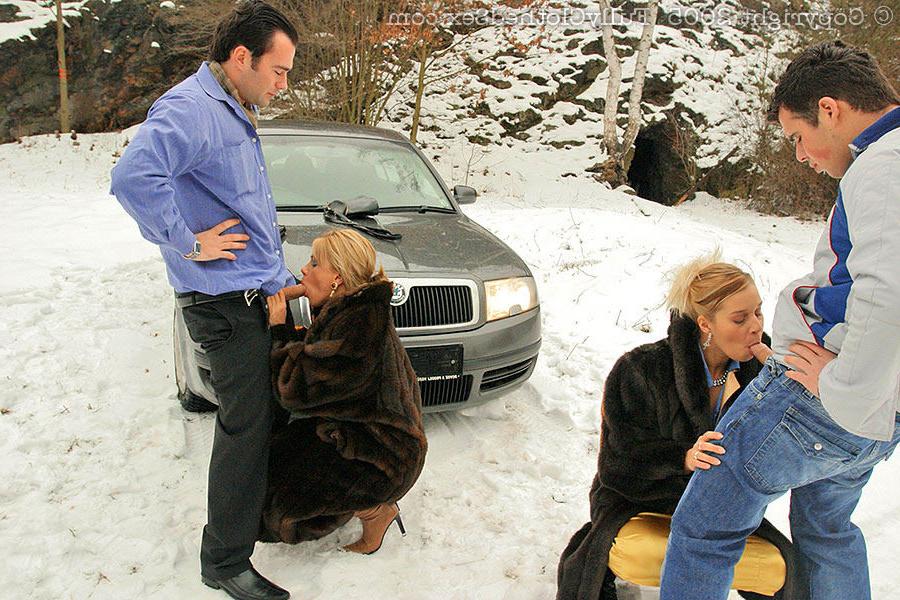 16P Babes in fur melt snow with hot outdoor groupsex