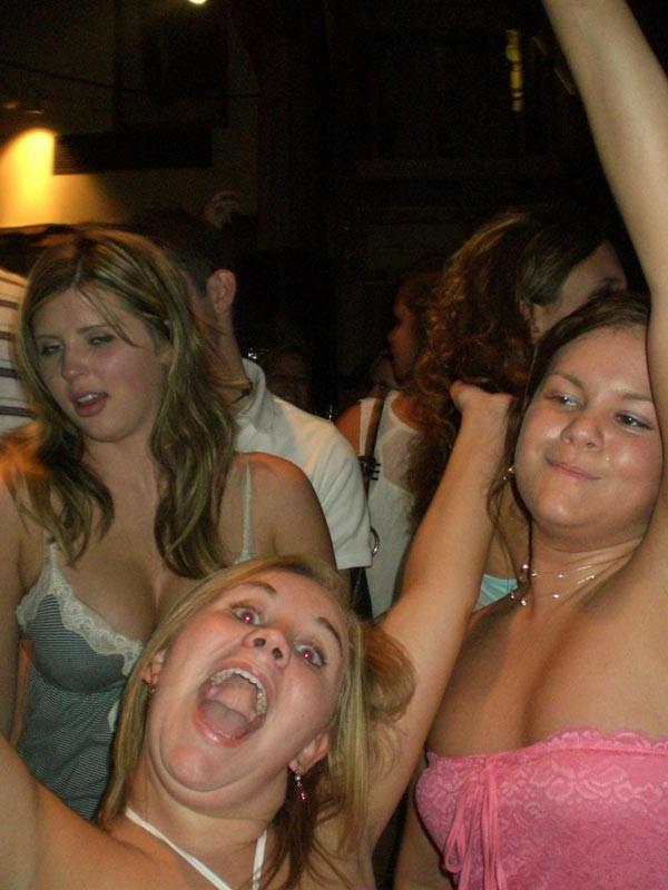 15P Really drunk amateur girlfriends going wild