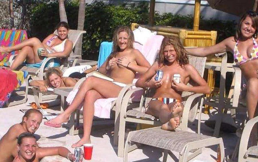 15P Really drunk amateur girls at a pool party