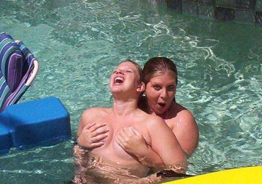 15P Really drunk amateur girls at a pool party