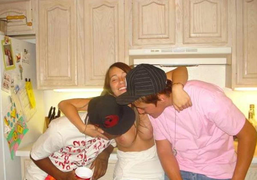 15P Really drunk amateur girlfriend going wild