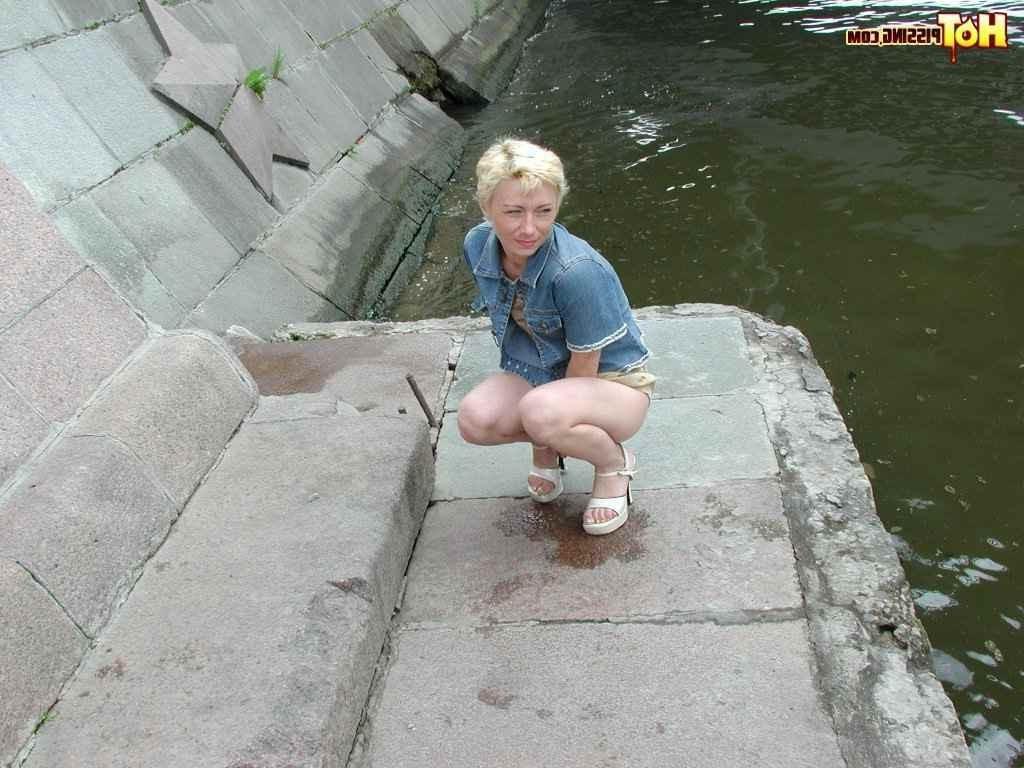 16P Blonde cant wait to pee so she pees outdoors