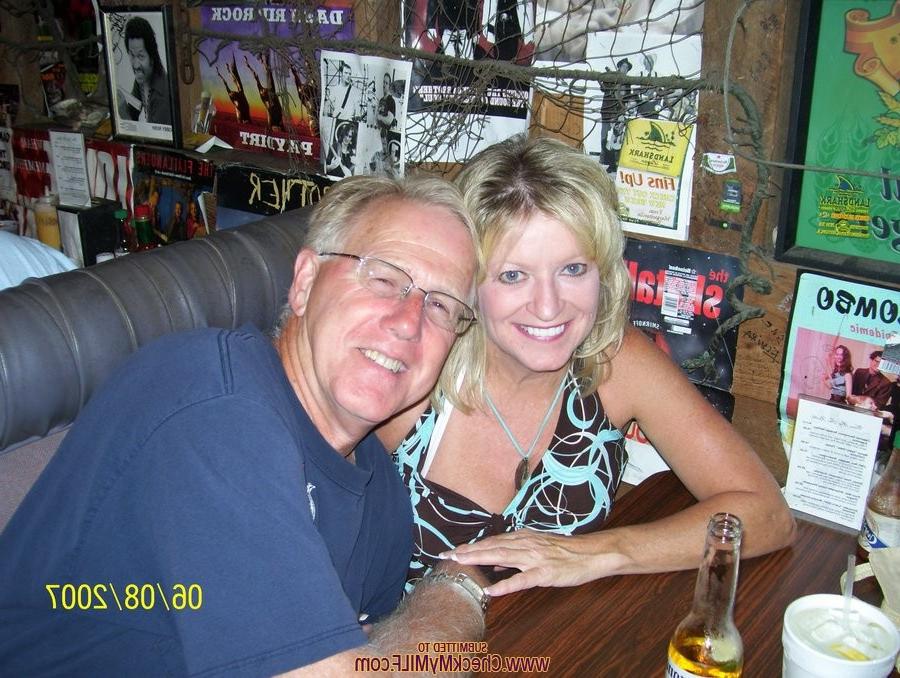15P Amateur granny photos