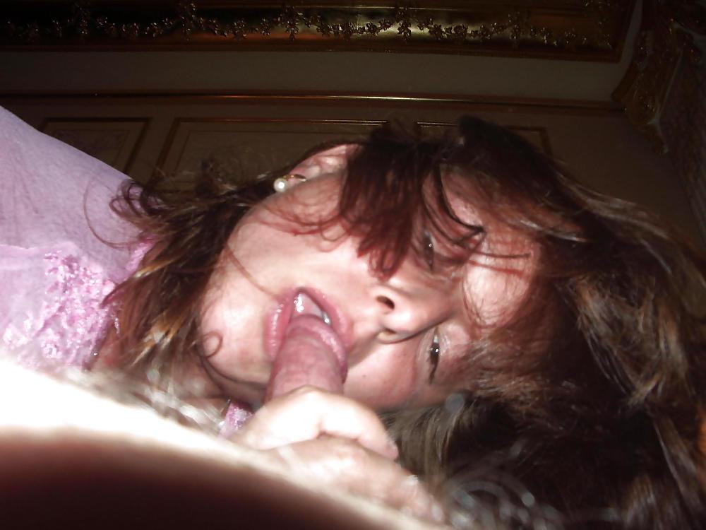 25P AMATEUR WIFE SUCK COCK