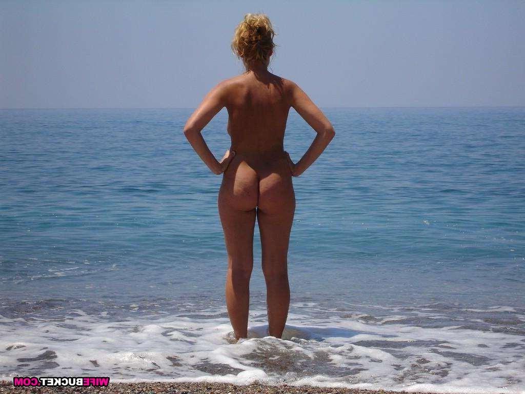 13P Amateur housewife sex photos