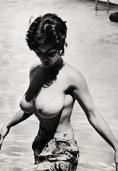19P Sabine Demois - Alluring and characterful