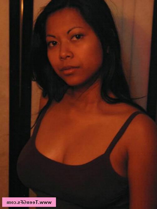 17P Solo amateur ebony teen with big tits trying sexy lingeries