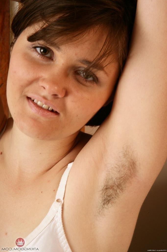 15P Alluring babe with furry armpits and muff