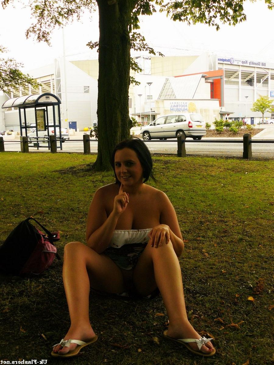 16P Amateur public nudity and english babes Emma Louise and Sarah Jane flashing nude