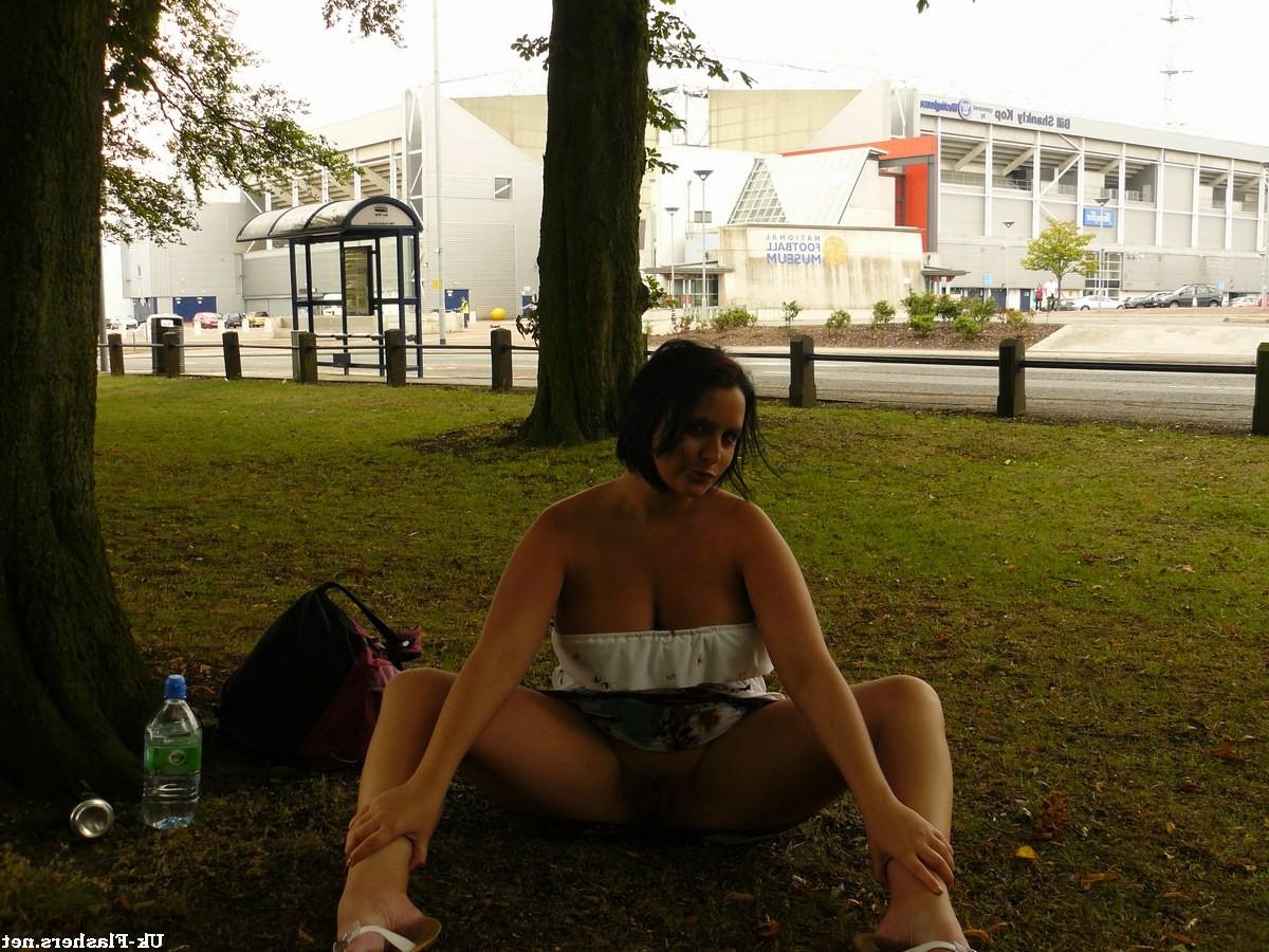 16P Amateur public nudity and english babes Emma Louise and Sarah Jane flashing nude