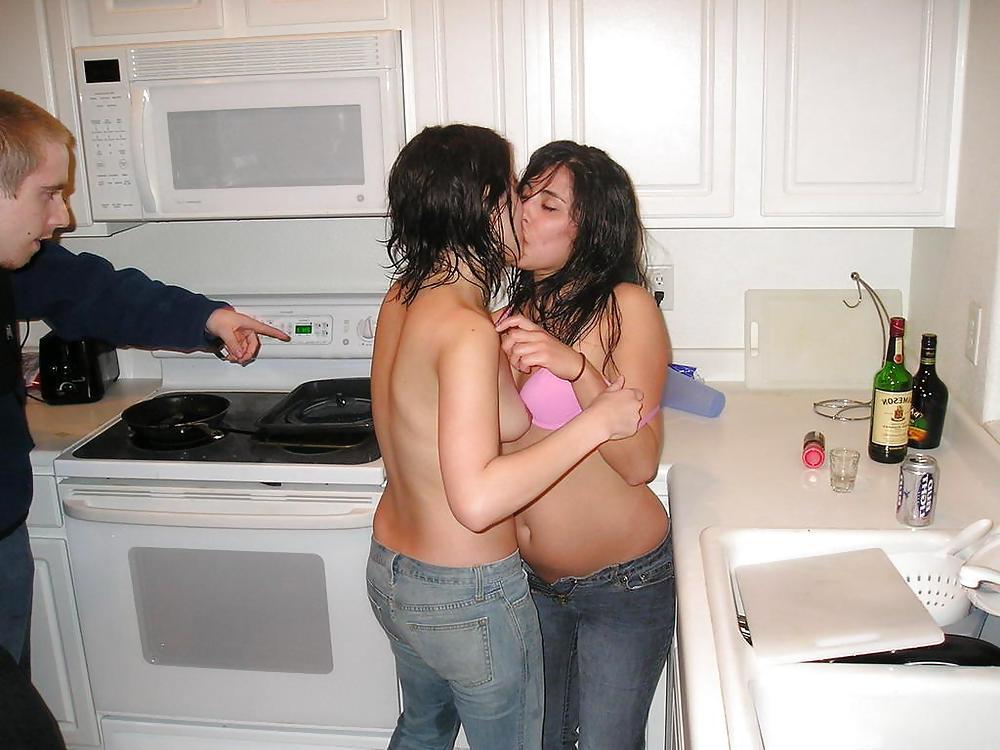 25P AMATEUR LESBIAN MIX III