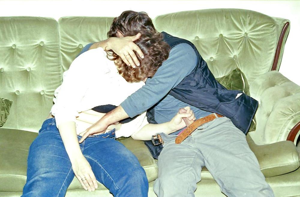 25P Vintage Amateur Swinger Wife