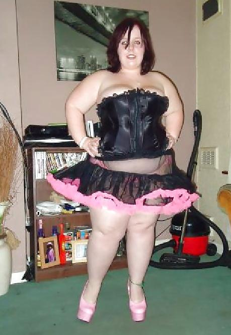 20P CUTE AMATEUR CHUBBY TEEN