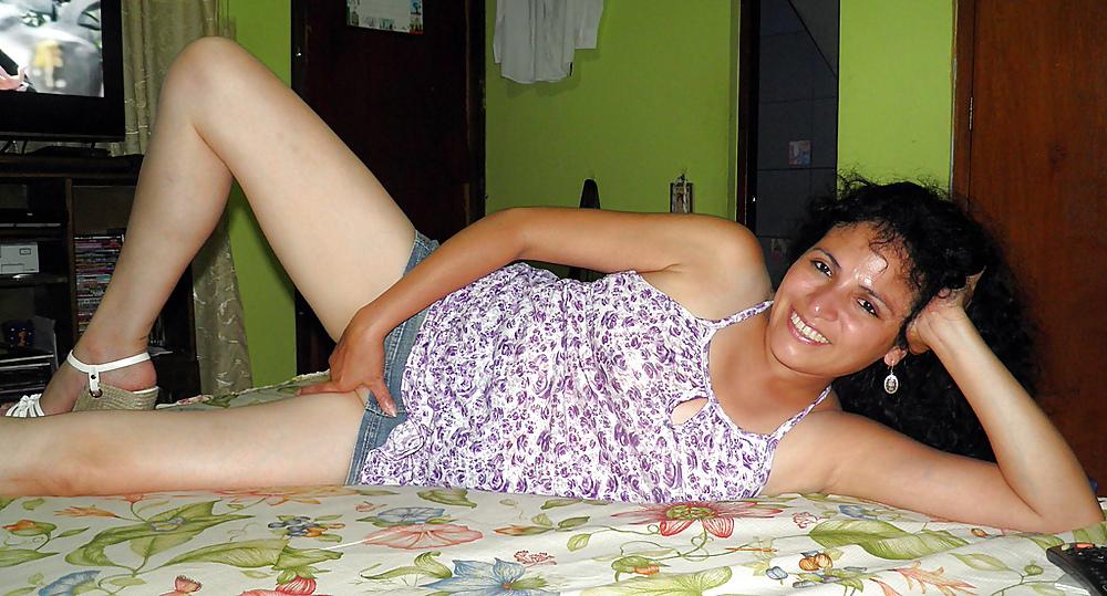 25P French muslim amateur milf exhib