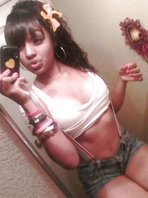 25P Amateur Black Girls 8